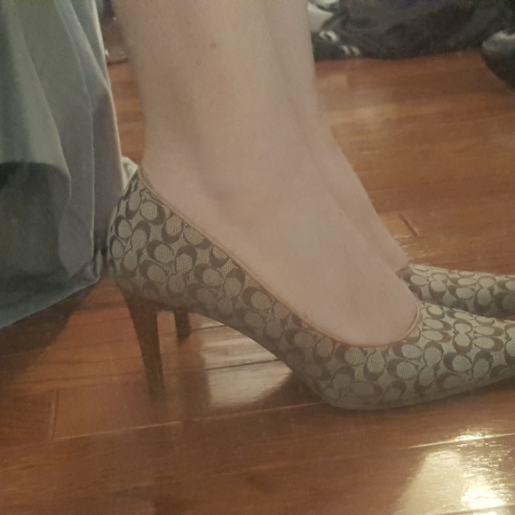 Coach high heel pumps - Picture 4 of 4